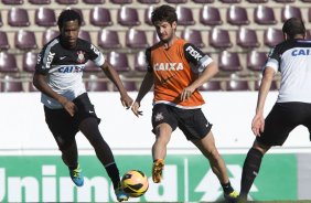 Durante o treino desta tarde no estádio da Fonte Luminosa em Araraquara. O próximo jogo da equipe será amanhã, domingo, dia 10/11, contra o Fluminense, no mesmo estádio, válido pela 33ª rodada do Campeonato Brasileiro de 2013
