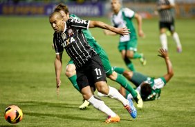 Emerson do Corinthians durante partida vlida pelo Campeonato Brasileiro, realizada no estdio Couto Pereira