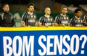 Jogadores do Corinthians durante partida vlida pelo Campeonato Brasileiro, realizada no estdio Couto Pereira