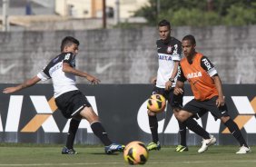 Durante o treino desta tarde no CT Joaquim Grava, no Parque Ecolgico do Tiete. O prximo jogo da equipe ser domingo, dia 17/11, contra o Vasco/RJ, no estdio do Pacaembu, vlido pela 35 rodada do Campeonato Brasileiro de 2013