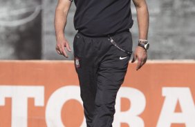 Durante o treino desta tarde no CT Joaquim Grava, no Parque Ecolgico do Tiete. O prximo jogo da equipe ser domingo, dia 17/11, contra o Vasco/RJ, no estdio do Pacaembu, vlido pela 35 rodada do Campeonato Brasileiro de 2013