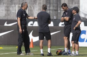 Durante o treino desta tarde no CT Joaquim Grava, no Parque Ecolgico do Tiete. O prximo jogo da equipe ser domingo, dia 17/11, contra o Vasco/RJ, no estdio do Pacaembu, vlido pela 35 rodada do Campeonato Brasileiro de 2013