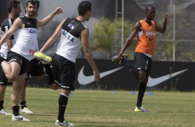 Durante o durante o treino desta manh no CT Joaquim Grava, no Parque Ecolgico do Tiete. O prximo jogo da equipe ser amanh, domingo, dia 17/11, contra o Vasco/RJ, no estdio do Pacaembu, vlido pela 35 rodada do Campeonato Brasileiro de 2013