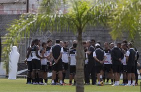 Durante o durante o treino desta manhã no CT Joaquim Grava, no Parque Ecológico do Tiete. O próximo jogo da equipe será amanhã, domingo, dia 17/11, contra o Vasco/RJ, no estádio do Pacaembu, válido pela 35ª rodada do Campeonato Brasileiro de 2013
