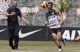 Durante o durante o treino desta manh no CT Joaquim Grava, no Parque Ecolgico do Tiete. O prximo jogo da equipe ser amanh, domingo, dia 17/11, contra o Vasco/RJ, no estdio do Pacaembu, vlido pela 35 rodada do Campeonato Brasileiro de 2013