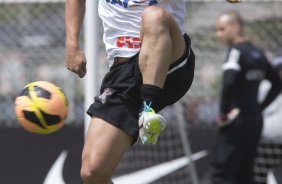 Durante o durante o treino desta manhã no CT Joaquim Grava, no Parque Ecológico do Tiete. O próximo jogo da equipe será amanhã, domingo, dia 17/11, contra o Vasco/RJ, no estádio do Pacaembu, válido pela 35ª rodada do Campeonato Brasileiro de 2013