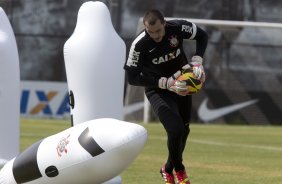 Durante o durante o treino desta manh no CT Joaquim Grava, no Parque Ecolgico do Tiete. O prximo jogo da equipe ser amanh, domingo, dia 17/11, contra o Vasco/RJ, no estdio do Pacaembu, vlido pela 35 rodada do Campeonato Brasileiro de 2013