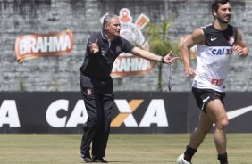 Durante o durante o treino desta manh no CT Joaquim Grava, no Parque Ecolgico do Tiete. O prximo jogo da equipe ser amanh, domingo, dia 17/11, contra o Vasco/RJ, no estdio do Pacaembu, vlido pela 35 rodada do Campeonato Brasileiro de 2013