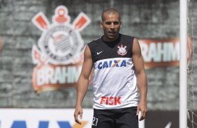 Durante o treino desta manhã no CT Joaquim Grava, no Parque Ecológico do Tiete. O próximo jogo da equipe será domingo, dia 24/11, contra o Flamengo, no estádio do Maracanã, válido pela 36ª rodada do Campeonato Brasileiro de 2013