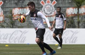 Durante o treino desta manh no CT Joaquim Grava, no Parque Ecolgico do Tiete. O prximo jogo da equipe ser domingo, dia 24/11, contra o Flamengo, no estdio do Maracan, vlido pela 36 rodada do Campeonato Brasileiro de 2013