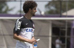 Durante o treino desta manh no CT Joaquim Grava, no Parque Ecolgico do Tiete. O prximo jogo da equipe ser domingo, dia 24/11, contra o Flamengo, no estdio do Maracan, vlido pela 36 rodada do Campeonato Brasileiro de 2013