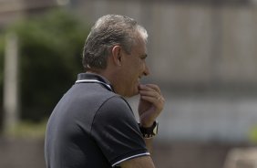 Durante o treino desta manh no CT Joaquim Grava, no Parque Ecolgico do Tiete. O prximo jogo da equipe ser domingo, dia 24/11, contra o Flamengo, no estdio do Maracan, vlido pela 36 rodada do Campeonato Brasileiro de 2013