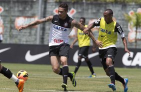 Durante o treino desta manh no CT Joaquim Grava, no Parque Ecolgico do Tiete. O prximo jogo da equipe ser domingo, dia 24/11, contra o Flamengo, no estdio do Maracan, vlido pela 36 rodada do Campeonato Brasileiro de 2013