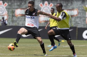 Durante o treino desta manh no CT Joaquim Grava, no Parque Ecolgico do Tiete. O prximo jogo da equipe ser domingo, dia 24/11, contra o Flamengo, no estdio do Maracan, vlido pela 36 rodada do Campeonato Brasileiro de 2013