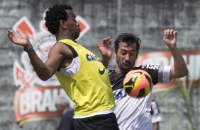 Durante o treino desta manh no CT Joaquim Grava, no Parque Ecolgico do Tiete. O prximo jogo da equipe ser domingo, dia 24/11, contra o Flamengo, no estdio do Maracan, vlido pela 36 rodada do Campeonato Brasileiro de 2013