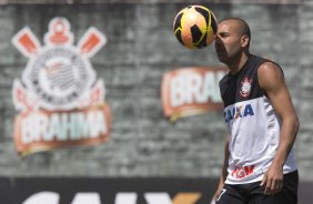 Durante o treino desta manh no CT Joaquim Grava, no Parque Ecolgico do Tiete. O prximo jogo da equipe ser domingo, dia 24/11, contra o Flamengo, no estdio do Maracan, vlido pela 36 rodada do Campeonato Brasileiro de 2013