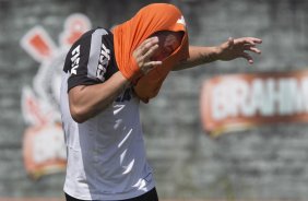 Durante o treino desta manh no CT Joaquim Grava, no Parque Ecolgico do Tiete. O prximo jogo da equipe ser domingo, dia 24/11, contra o Flamengo, no estdio do Maracan, vlido pela 36 rodada do Campeonato Brasileiro de 2013