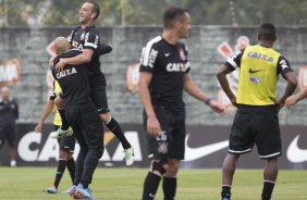 Durante o treino desta tarde no CT Joaquim Grava, no Parque Ecolgico do Tiete. O prximo jogo da equipe ser domingo, dia 24/11, contra o Flamengo, no estdio do Maracan, vlido pela 36 rodada do Campeonato Brasileiro de 2013