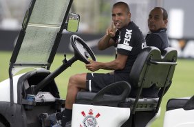 Durante o treino desta tarde no CT Joaquim Grava, no Parque Ecolgico do Tiete. O prximo jogo da equipe ser domingo, dia 24/11, contra o Flamengo, no estdio do Maracan, vlido pela 36 rodada do Campeonato Brasileiro de 2013