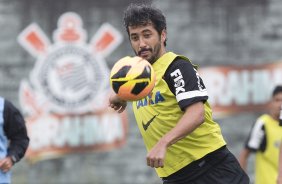 Durante o treino desta tarde no CT Joaquim Grava, no Parque Ecolgico do Tiete. O prximo jogo da equipe ser domingo, dia 24/11, contra o Flamengo, no estdio do Maracan, vlido pela 36 rodada do Campeonato Brasileiro de 2013