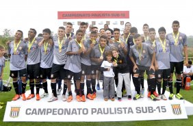 Corinthians campeao. Final do Campeonato Paulista sub 15. 23 de Novembro de 2013, Cotia, São Paulo, Brasil