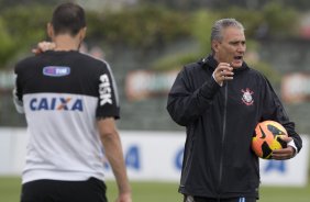 Durante o treino desta manh no CT Joaquim Grava, no Parque Ecolgico do Tiete. O prximo jogo da equipe ser amanh, domingo, dia 24/11, contra o Flamengo, no estdio do Maracan, vlido pela 36 rodada do Campeonato Brasileiro de 2013