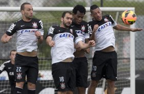 Durante o treino desta manh no CT Joaquim Grava, no Parque Ecolgico do Tiete. O prximo jogo da equipe ser amanh, domingo, dia 24/11, contra o Flamengo, no estdio do Maracan, vlido pela 36 rodada do Campeonato Brasileiro de 2013