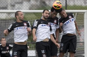 Durante o treino desta manhã no CT Joaquim Grava, no Parque Ecológico do Tiete. O próximo jogo da equipe será amanhã, domingo, dia 24/11, contra o Flamengo, no estádio do Maracanã, válido pela 36ª rodada do Campeonato Brasileiro de 2013