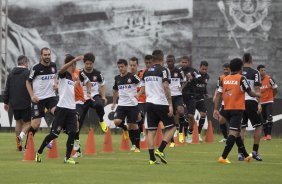 Durante o treino desta manh no CT Joaquim Grava, no Parque Ecolgico do Tiete. O prximo jogo da equipe ser amanh, domingo, dia 24/11, contra o Flamengo, no estdio do Maracan, vlido pela 36 rodada do Campeonato Brasileiro de 2013