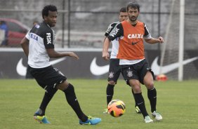 Durante o treino desta manh no CT Joaquim Grava, no Parque Ecolgico do Tiete. O prximo jogo da equipe ser amanh, domingo, dia 24/11, contra o Flamengo, no estdio do Maracan, vlido pela 36 rodada do Campeonato Brasileiro de 2013