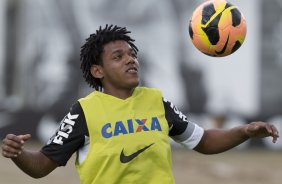 Durante o treino desta manh no CT Joaquim Grava, no Parque Ecolgico do Tiete. O prximo jogo da equipe ser sbado, dia 30/11, contra o Internacional/RS, no estdio do Maracan, vlido pela 37 rodada do Campeonato Brasileiro de 2013