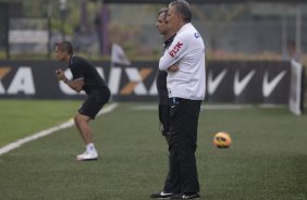 Durante o treino desta manh no CT Joaquim Grava, no Parque Ecolgico do Tiete. O prximo jogo da equipe ser sbado, dia 30/11, contra o Internacional/RS, no estdio do Maracan, vlido pela 37 rodada do Campeonato Brasileiro de 2013