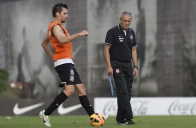 Durante o treino desta tarde no CT Joaquim Grava, no Parque Ecolgico do Tiete. O prximo jogo da equipe ser sbado, dia 30/11, contra o Internacional/RS, no estdio do Maracan, vlido pela 37 rodada do Campeonato Brasileiro de 2013