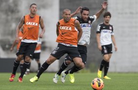 Durante o treino desta tarde no CT Joaquim Grava, no Parque Ecológico do Tiete. O próximo jogo da equipe será sábado, dia 30/11, contra o Internacional/RS, no estádio do Maracanã, válido pela 37ª rodada do Campeonato Brasileiro de 2013
