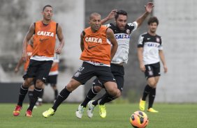 Durante o treino desta tarde no CT Joaquim Grava, no Parque Ecolgico do Tiete. O prximo jogo da equipe ser sbado, dia 30/11, contra o Internacional/RS, no estdio do Maracan, vlido pela 37 rodada do Campeonato Brasileiro de 2013