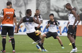 Durante o treino desta tarde no CT Joaquim Grava, no Parque Ecolgico do Tiete. O prximo jogo da equipe ser sbado, dia 30/11, contra o Internacional/RS, no estdio do Maracan, vlido pela 37 rodada do Campeonato Brasileiro de 2013