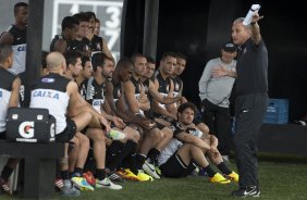 Durante o treino desta tarde no CT Joaquim Grava, no Parque Ecológico do Tiete. O próximo jogo da equipe será sábado, dia 30/11, contra o Internacional/RS, no estádio do Maracanã, válido pela 37ª rodada do Campeonato Brasileiro de 2013