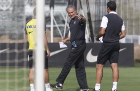 Durante o treino desta tarde no CT Joaquim Grava, no Parque Ecolgico do Tiete. O prximo jogo da equipe ser amanh, sbado, dia 30/11, contra o Internacional/RS, no estdio do Maracan, vlido pela 37 rodada do Campeonato Brasileiro de 2013