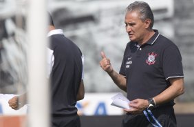 Durante o treino desta tarde no CT Joaquim Grava, no Parque Ecolgico do Tiete. O prximo jogo da equipe ser amanh, sbado, dia 30/11, contra o Internacional/RS, no estdio do Maracan, vlido pela 37 rodada do Campeonato Brasileiro de 2013