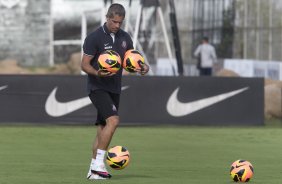 Durante o treino desta tarde no CT Joaquim Grava, no Parque Ecolgico do Tiete. O prximo jogo da equipe ser sbado, dia 07/12, contra o Nautico/PE, na Arena Pernambuco, vlido pela 38 rodada do Campeonato Brasileiro de 2013