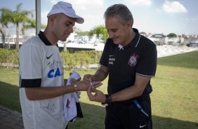 Durante o treino desta tarde no CT Joaquim Grava, no Parque Ecolgico do Tiete. O prximo jogo da equipe ser sbado, dia 07/12, contra o Nautico/PE, na Arena Pernambuco, vlido pela 38 rodada do Campeonato Brasileiro de 2013