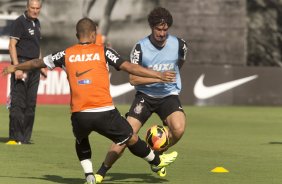 Durante o treino desta tarde no CT Joaquim Grava, no Parque Ecolgico do Tiete. O prximo jogo da equipe ser sbado, dia 07/12, contra o Nautico/PE, na Arena Pernambuco, vlido pela 38 rodada do Campeonato Brasileiro de 2013