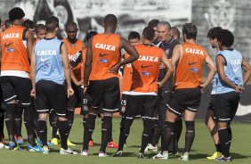 Durante o treino desta tarde no CT Joaquim Grava, no Parque Ecolgico do Tiete. O prximo jogo da equipe ser sbado, dia 07/12, contra o Nautico/PE, na Arena Pernambuco, vlido pela 38 rodada do Campeonato Brasileiro de 2013