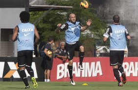 Durante o treino desta tarde no CT Joaquim Grava, no Parque Ecolgico do Tiete. O prximo jogo da equipe ser sbado, dia 07/12, contra o Nautico/PE, na Arena Pernambuco, vlido pela 38 rodada do Campeonato Brasileiro de 2013