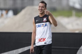 Durante o treino desta tarde no CT Joaquim Grava, no Parque Ecolgico do Tiete. O prximo jogo da equipe ser sbado, dia 07/12, contra o Nautico/PE, na Arena Pernambuco, vlido pela 38 rodada do Campeonato Brasileiro de 2013