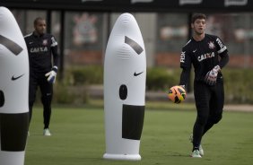 Durante o treino desta tarde no CT Joaquim Grava, no Parque Ecolgico do Tiete. O prximo jogo da equipe ser sbado, dia 07/12, contra o Nautico/PE, na Arena Pernambuco, vlido pela 38 rodada do Campeonato Brasileiro de 2013