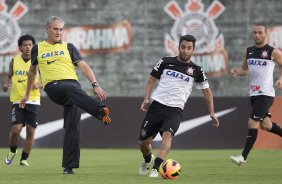 Durante o treino desta tarde no CT Joaquim Grava, no Parque Ecológico do Tiete. O próximo jogo da equipe será sábado, dia 07/12, contra o Nautico/PE, na Arena Pernambuco, válido pela 38ª rodada do Campeonato Brasileiro de 2013