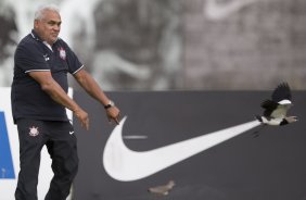 Durante o treino desta tarde no CT Joaquim Grava, no Parque Ecolgico do Tiete. O prximo jogo da equipe ser sbado, dia 07/12, contra o Nautico/PE, na Arena Pernambuco, vlido pela 38 rodada do Campeonato Brasileiro de 2013