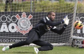 Durante o treino desta manh no CT Joaquim Grava, no Parque Ecolgico do Tiete. O prximo jogo da equipe ser amanh, sbado, dia 07/12, contra o Nautico/PE, na Arena Pernambuco, vlido pela 38 rodada do Campeonato Brasileiro de 2013