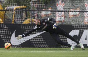 Durante o treino desta manh no CT Joaquim Grava, no Parque Ecolgico do Tiete. O prximo jogo da equipe ser amanh, sbado, dia 07/12, contra o Nautico/PE, na Arena Pernambuco, vlido pela 38 rodada do Campeonato Brasileiro de 2013